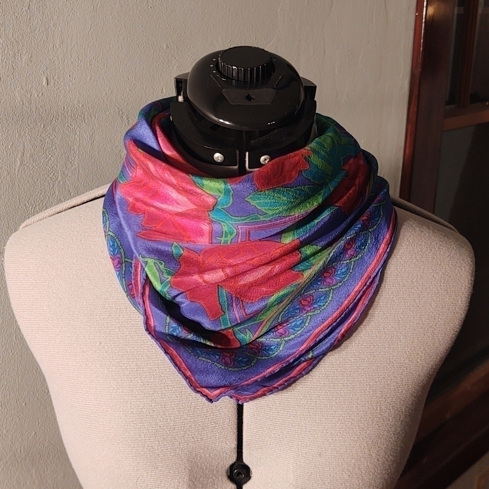 Rose and Diamond Print Indigo Square Scarf/silk?
